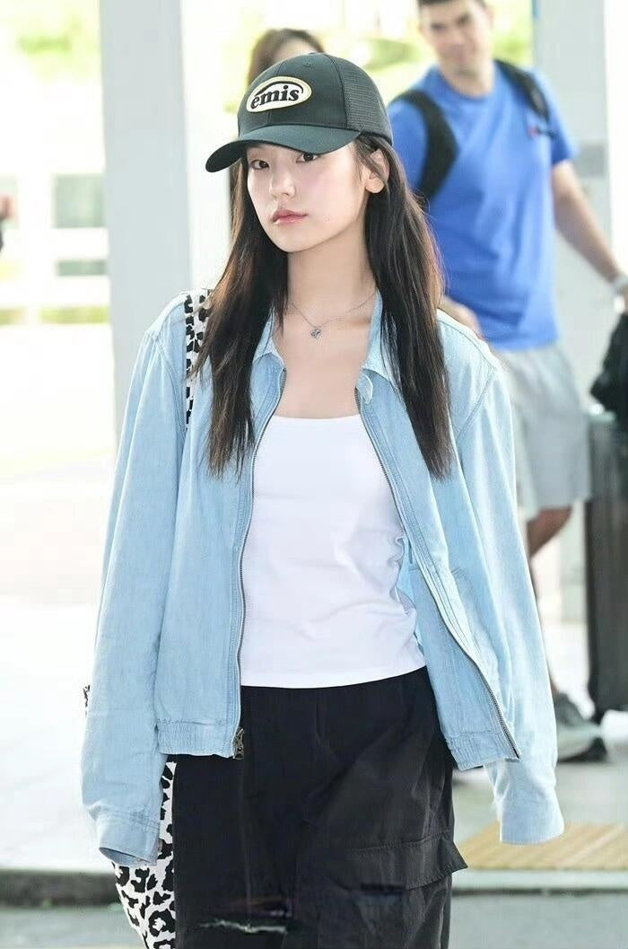 2026 New GS Colour Embroidered Denim Jacket (CC904-B60)
