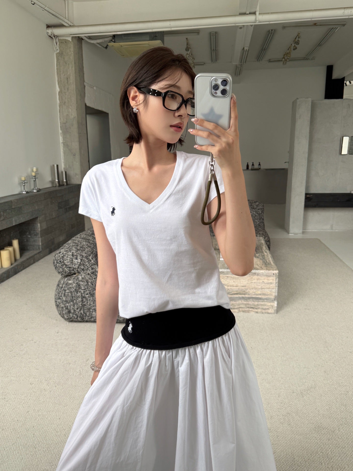 2026 Women’s GS Embroidered V-neck Short-sleeved Top (FF743)