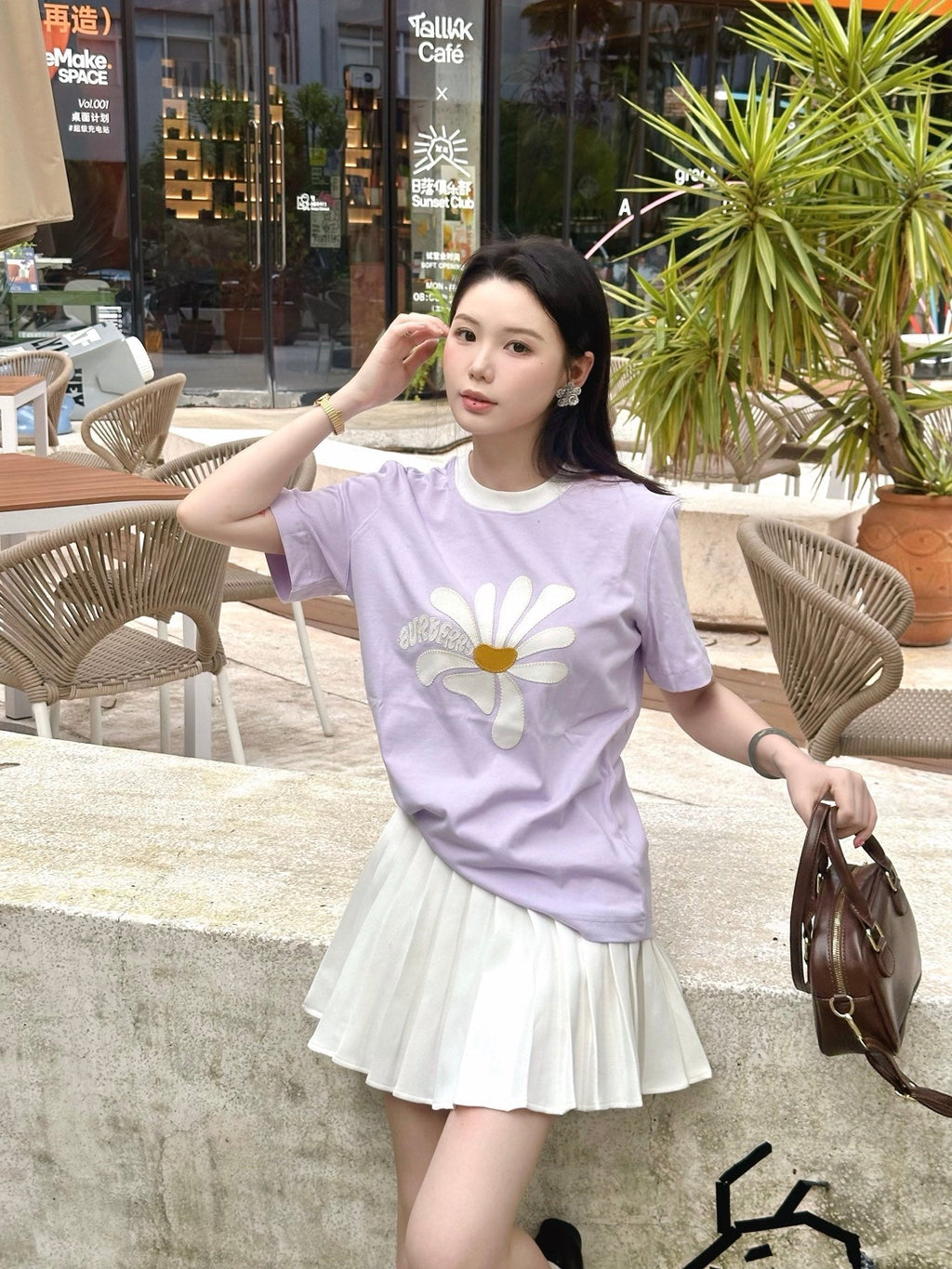 2026 Women's GS Daisy Embroidered Short-Sleeved Top (DD120)
