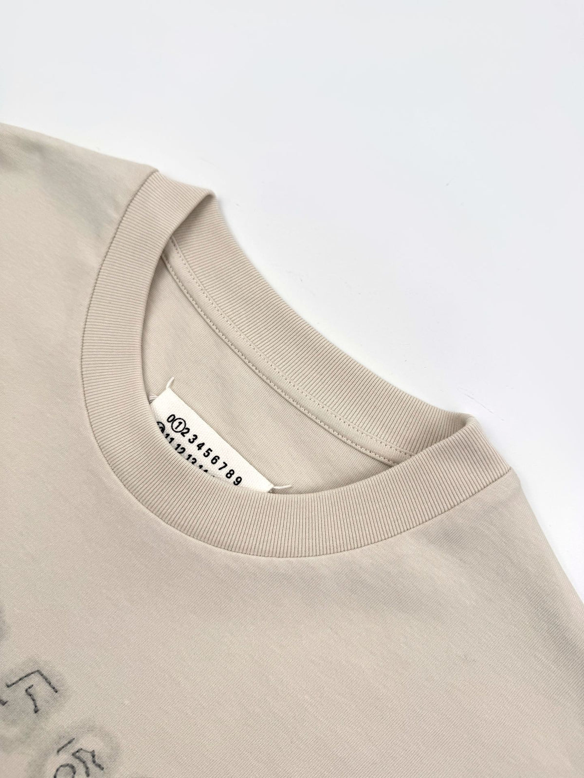 2026 New GS Embroidered Print T-Shirt (25234-A20)