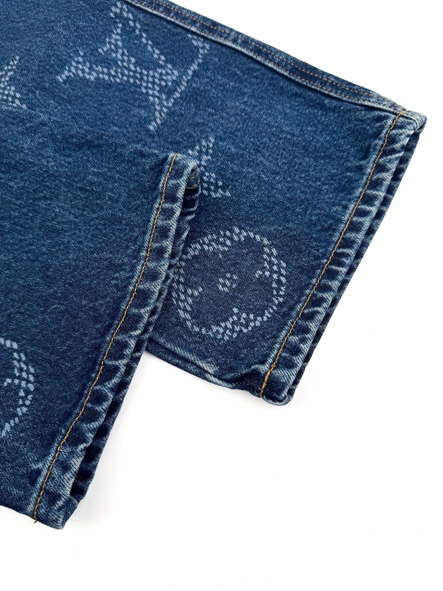 2026 New GS Gradient Logo Jeans (BB730-B95)