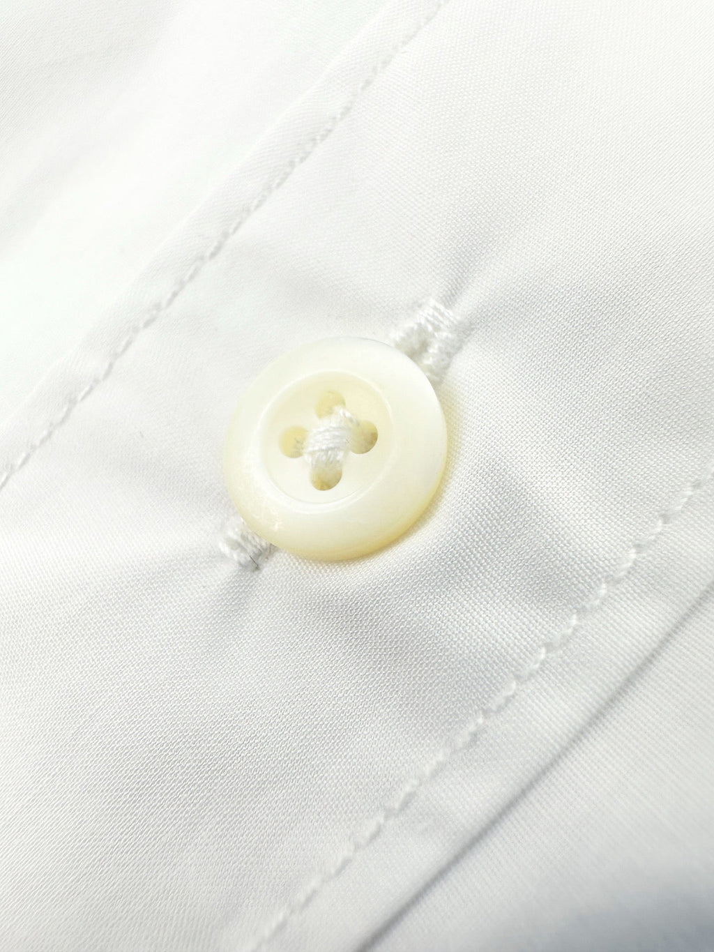 2026 Women's GS  Logo Short Shirt (EE420)