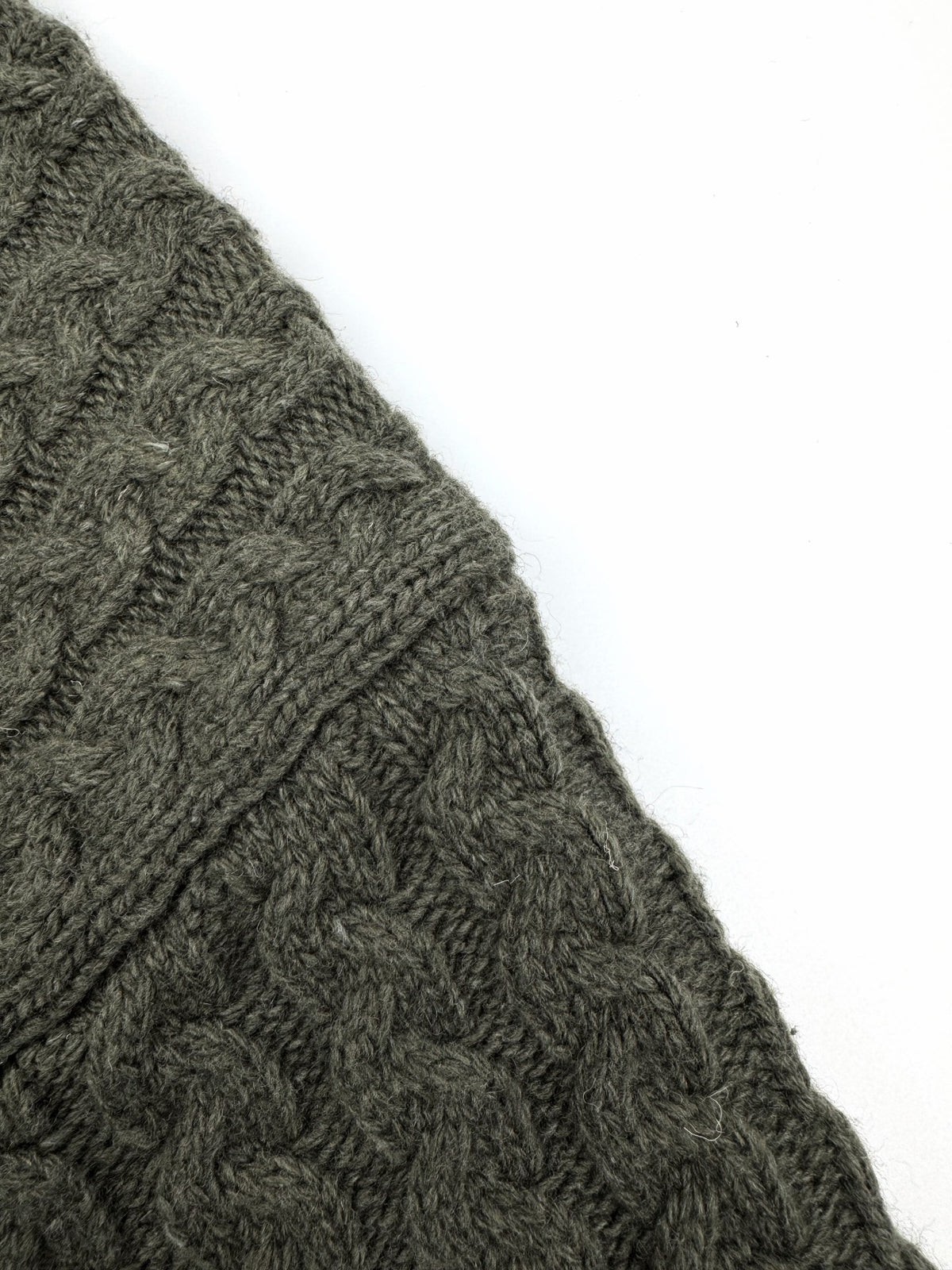 2026 New Style GS Twisted Knit Sweater (25387-B70)