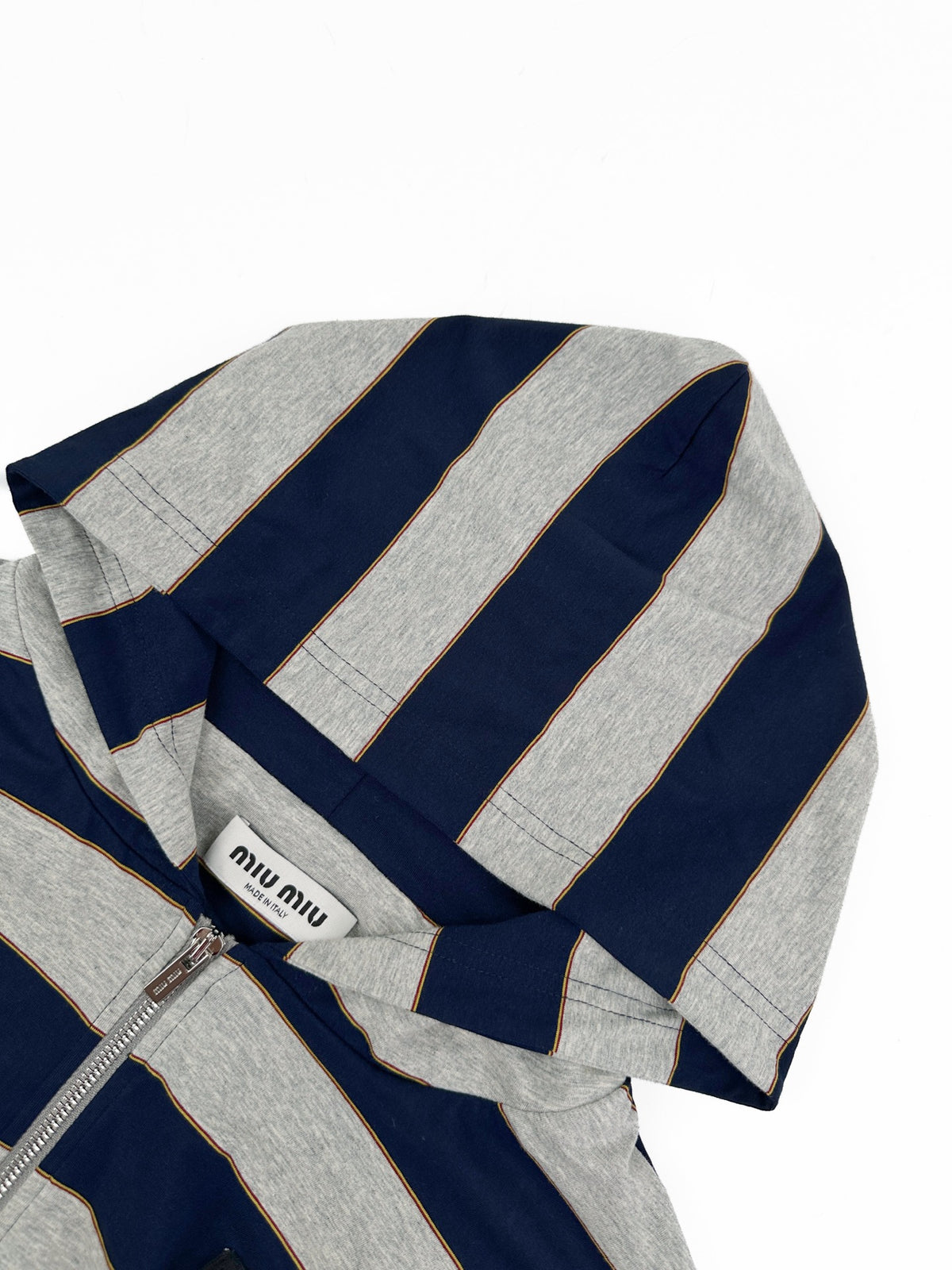 2026 New Model GS Logo Striped Hooded Coat (AA672-B75)