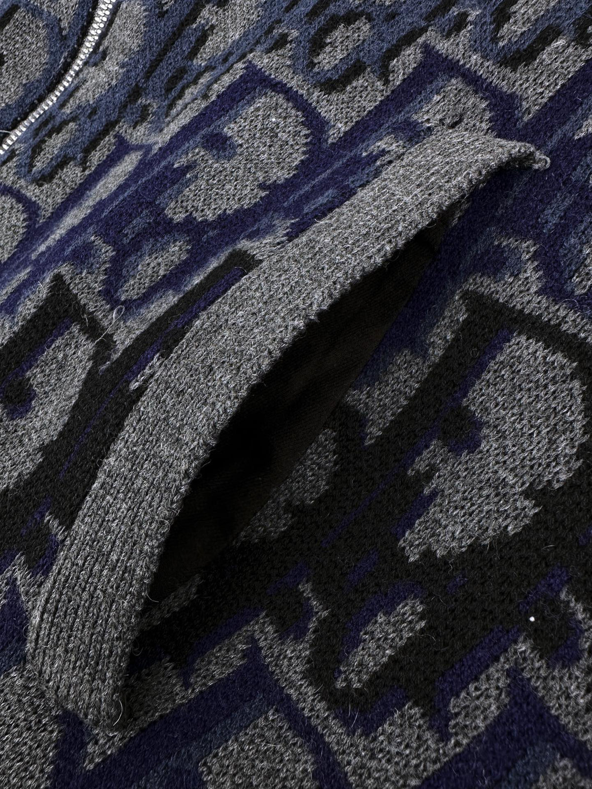 2026 New GS Gradient Full-print Sweater Coat (AA637-C10)