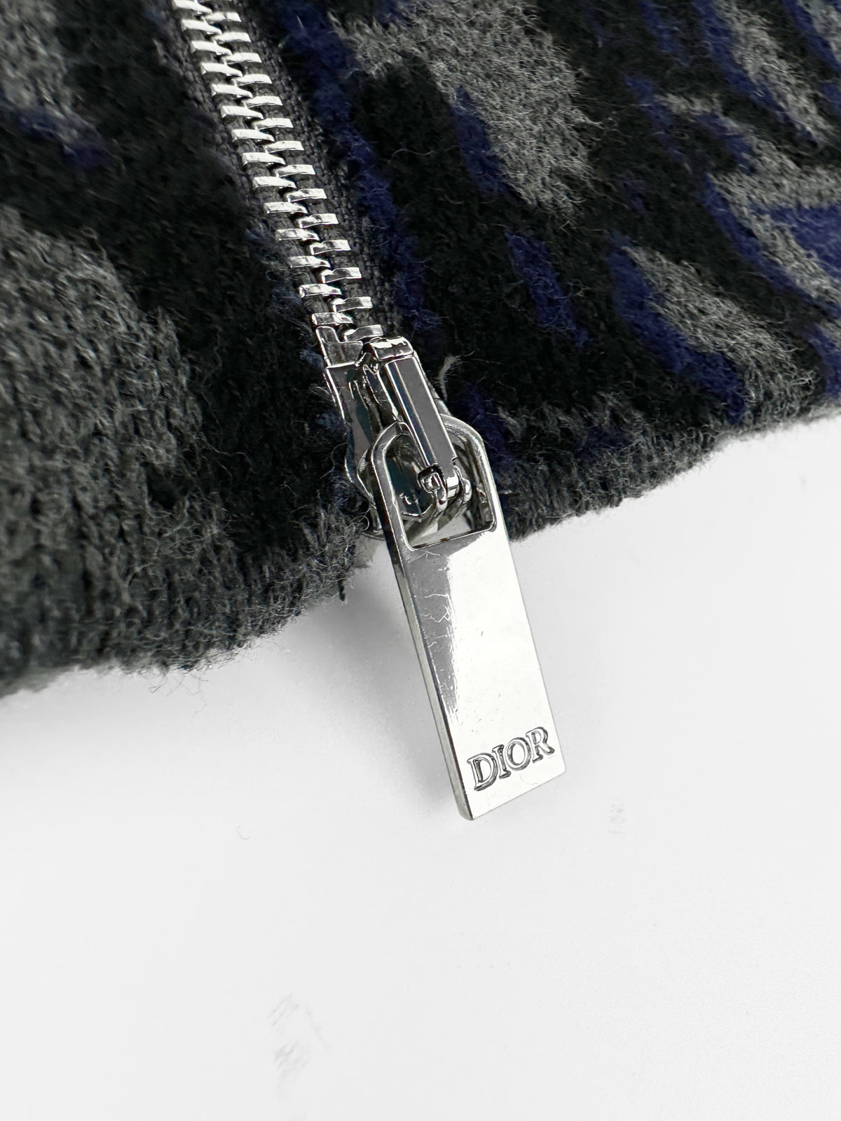 2026 New GS Gradient Full-print Sweater Coat (AA637-C10)