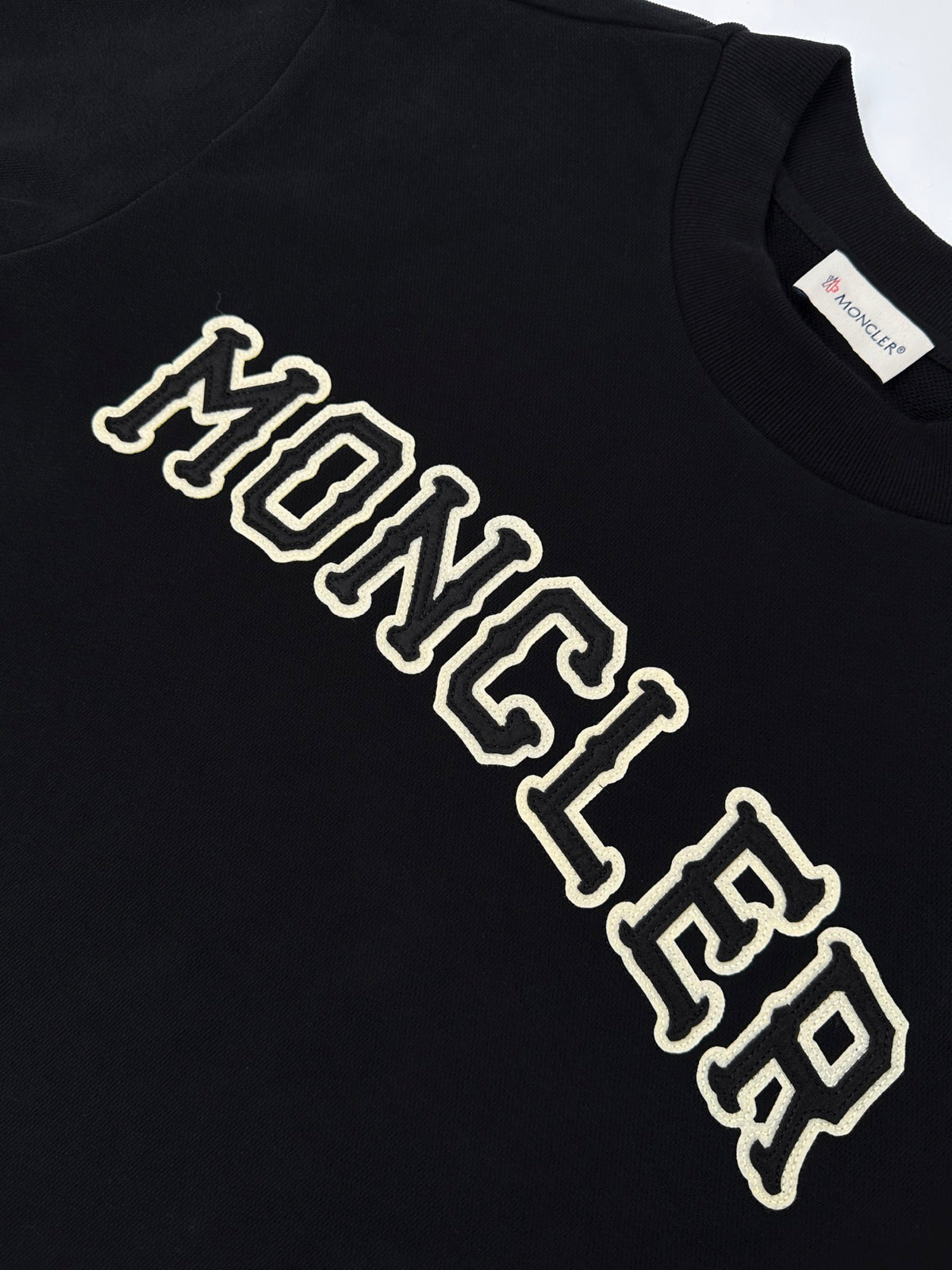 2026 New Model GS Embroidered Logo Sweatshirt (BB4025-A85)